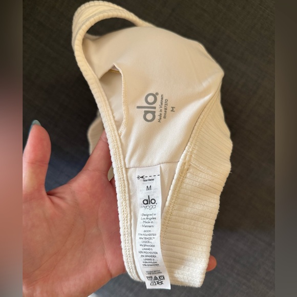 ALO Yoga Strappy Sports Bra - Picture 3 of 3